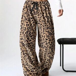 Stylish Leopard Print Women's Joggers